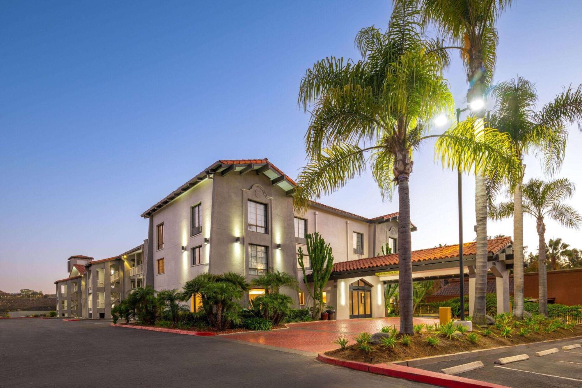 La Quinta Inn By Wyndham San Diego - Miramar Exterior photo